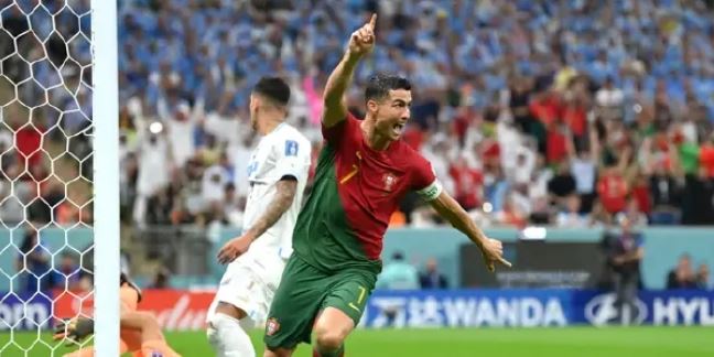 世界杯-B费梅开二度 葡萄牙2-0乌拉圭提前出线